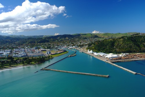 178995 gisborne beach and harbour
